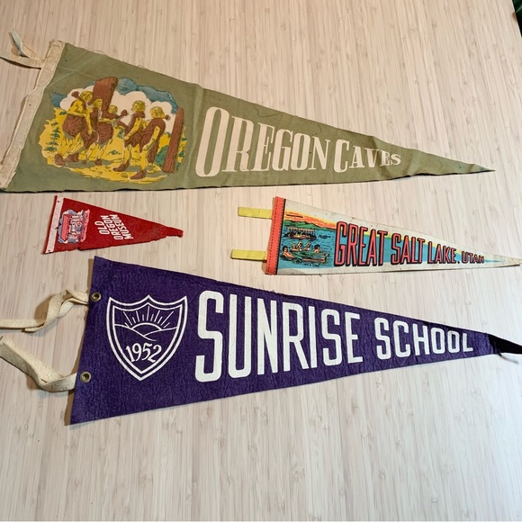 50s Pennants Collection - Picture 2 of 6